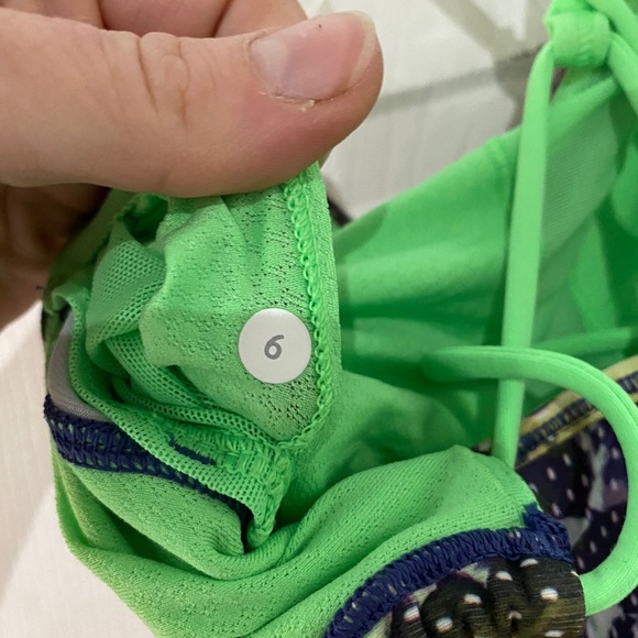 Lululemon tank - Picture 3 of 3